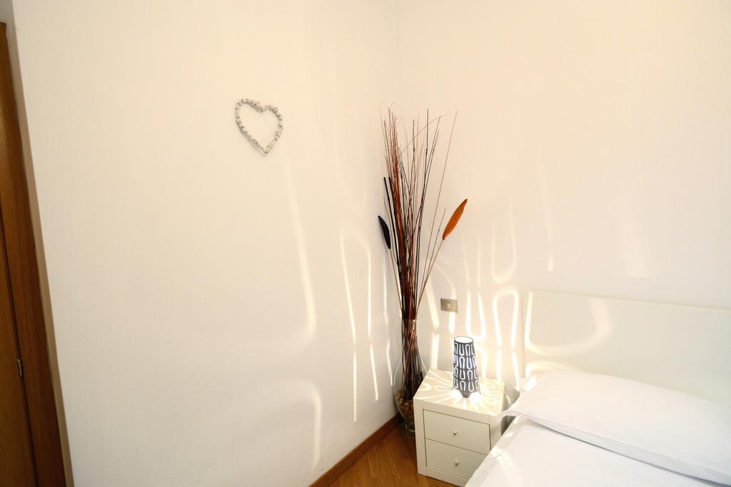 We Love It - Bestbnb Garbatella Рим Экстерьер фото