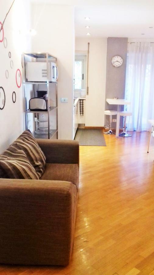 We Love It - Bestbnb Garbatella Рим Экстерьер фото